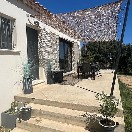 Agreable Villa Recente Au Coeur D'Un Charmant Petit Village Sernhac المظهر الخارجي الصورة